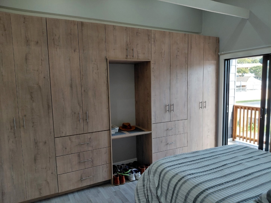 2 Bedroom Property for Sale in Bergsig Western Cape